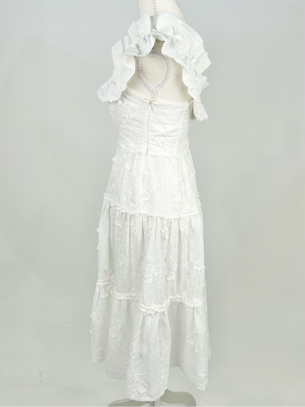 ASTR The Label White Floral Embroidered Maxi Dress XS Bridal Wedding - Picture 4 of 14